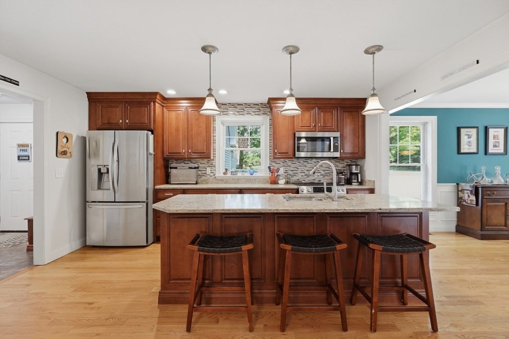 21 Cranbrook Drive, Holden, MA Photo #6