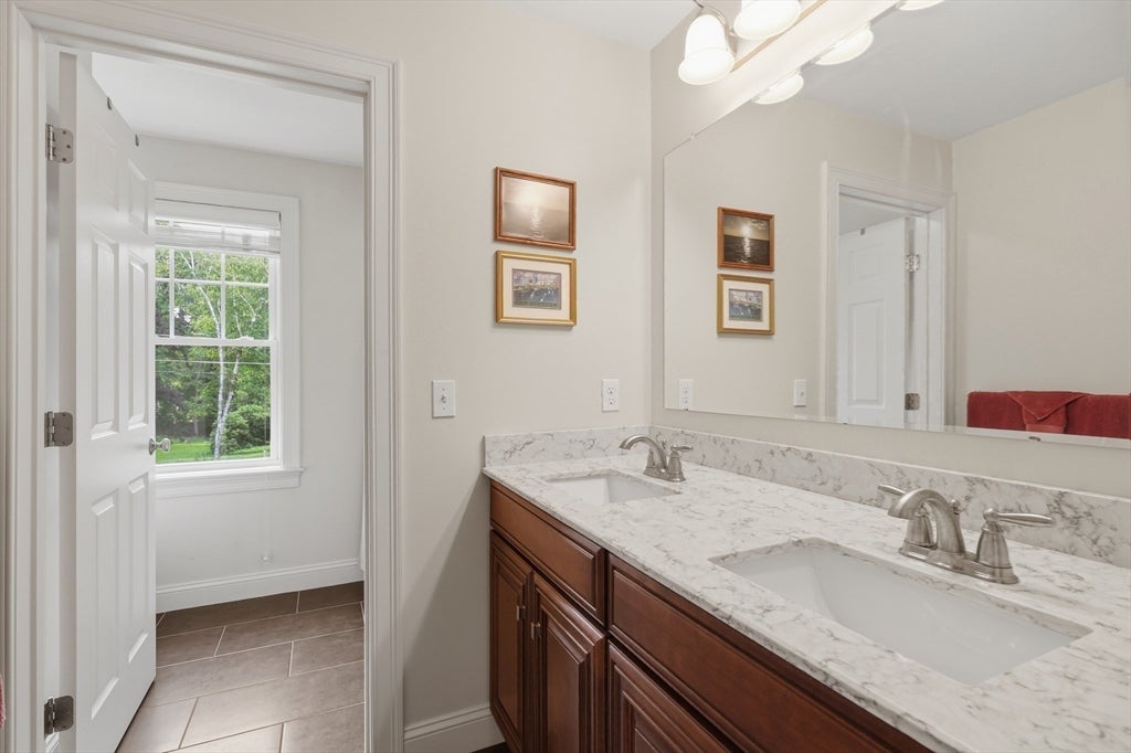 21 Cranbrook Drive, Holden, MA Photo #25