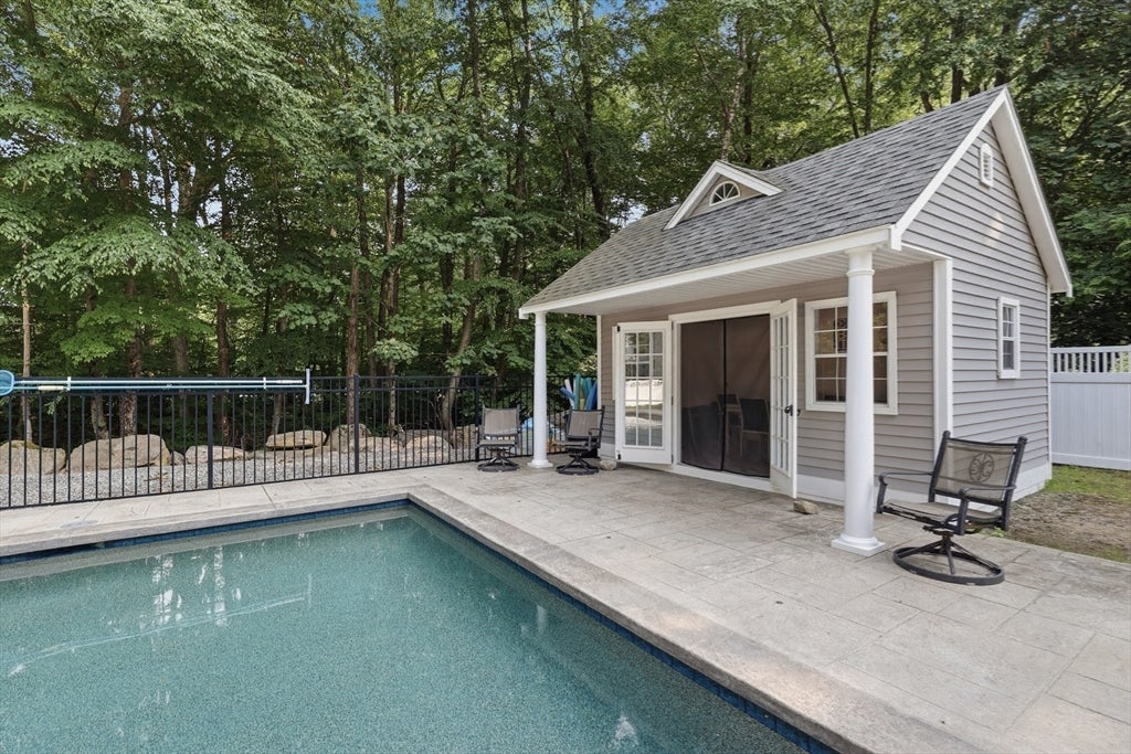 21 Cranbrook Drive, Holden, MA Photo #36