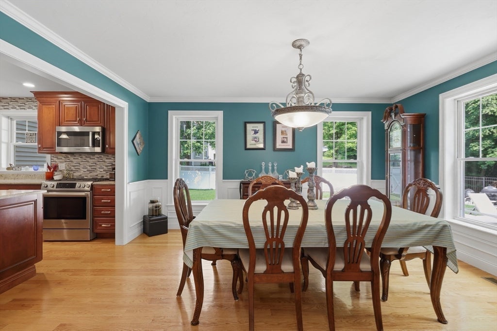 21 Cranbrook Drive, Holden, MA Photo #10