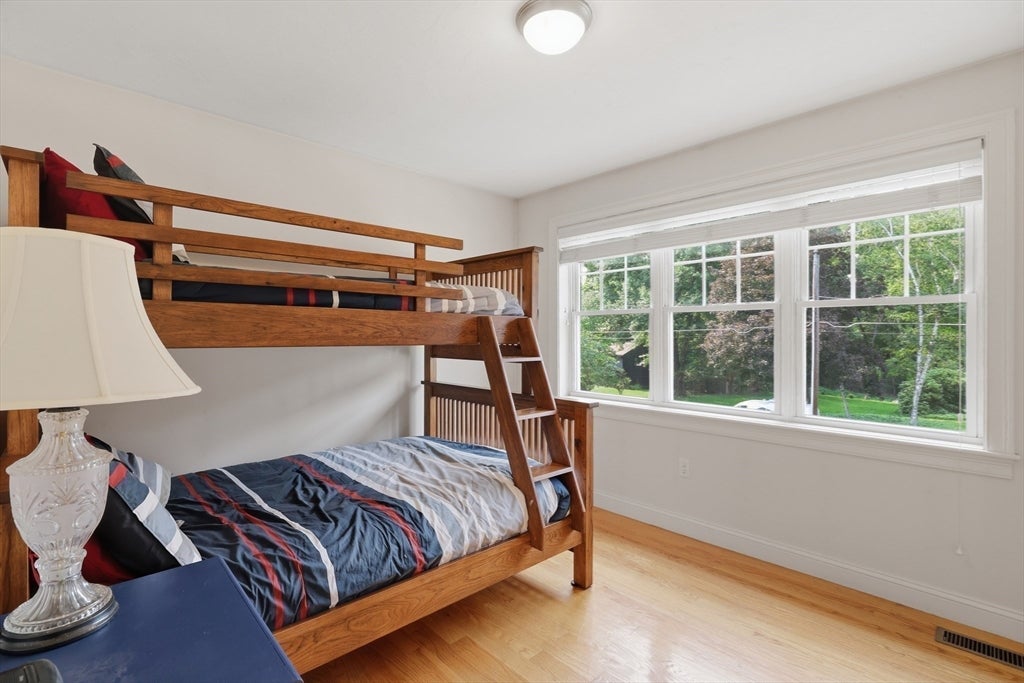 21 Cranbrook Drive, Holden, MA Photo #23