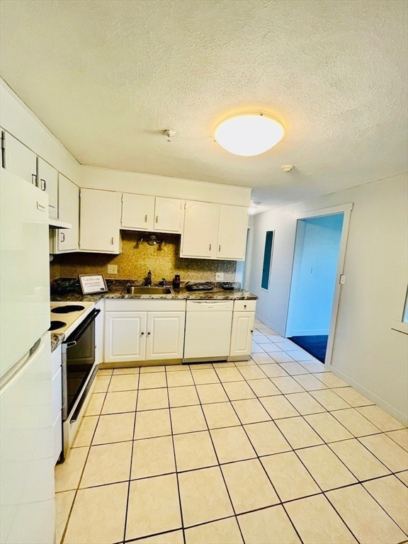 23 Spencer Rd 20F