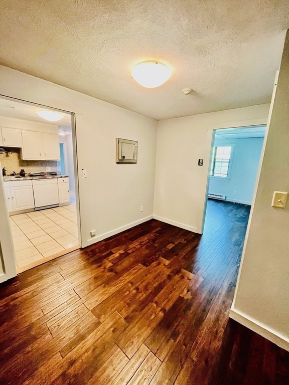 23 Spencer Rd 20F