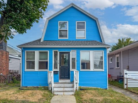16 Pebble Ave Winthrop MA 02152