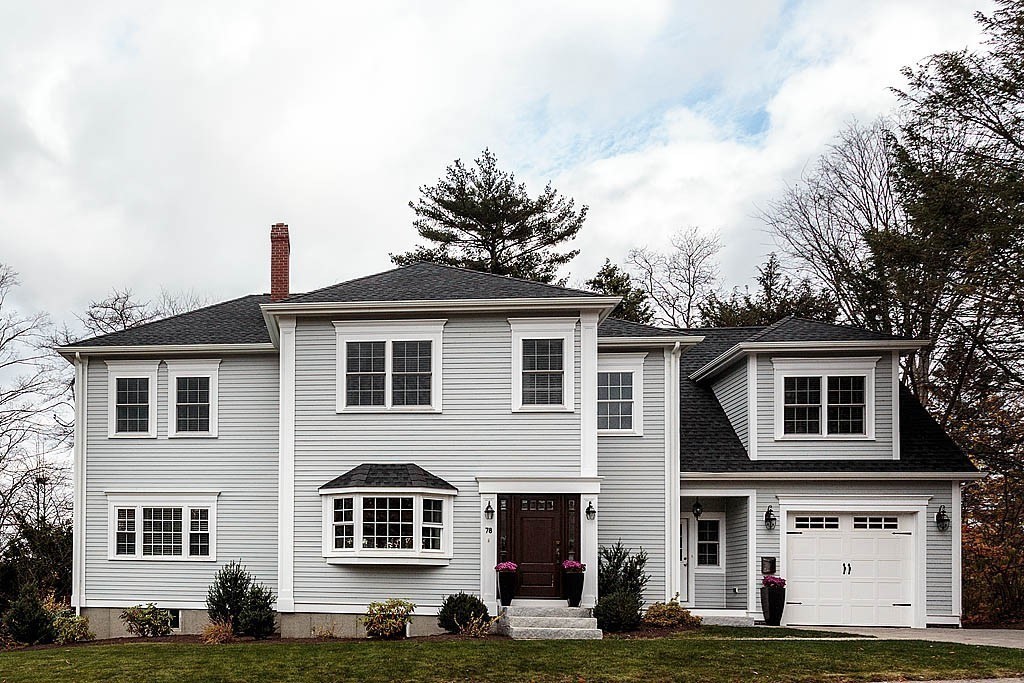 Click for 78 Nahanton Ave, Milton, MA slideshow