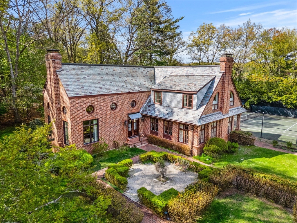 Photo of 110 Juniper Rd, Belmont, MA