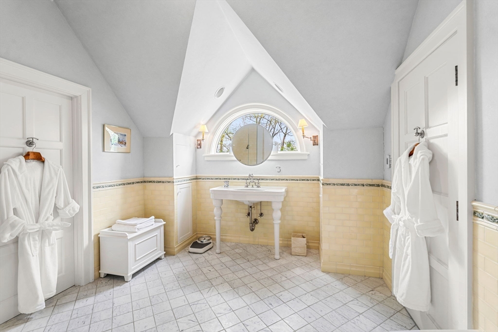110 Juniper Rd, Belmont, MA Photo #26