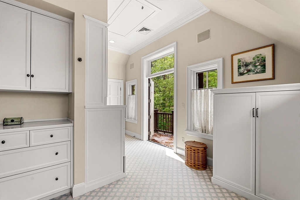 110 Juniper Rd, Belmont, MA Photo #28