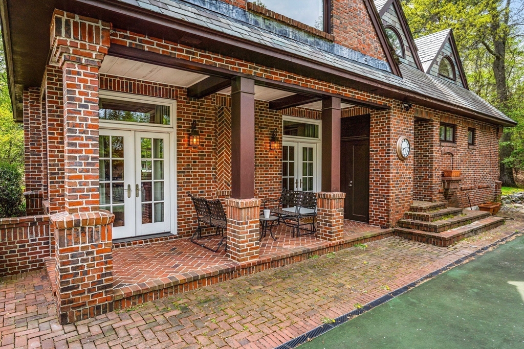 110 Juniper Rd, Belmont, MA Photo #34