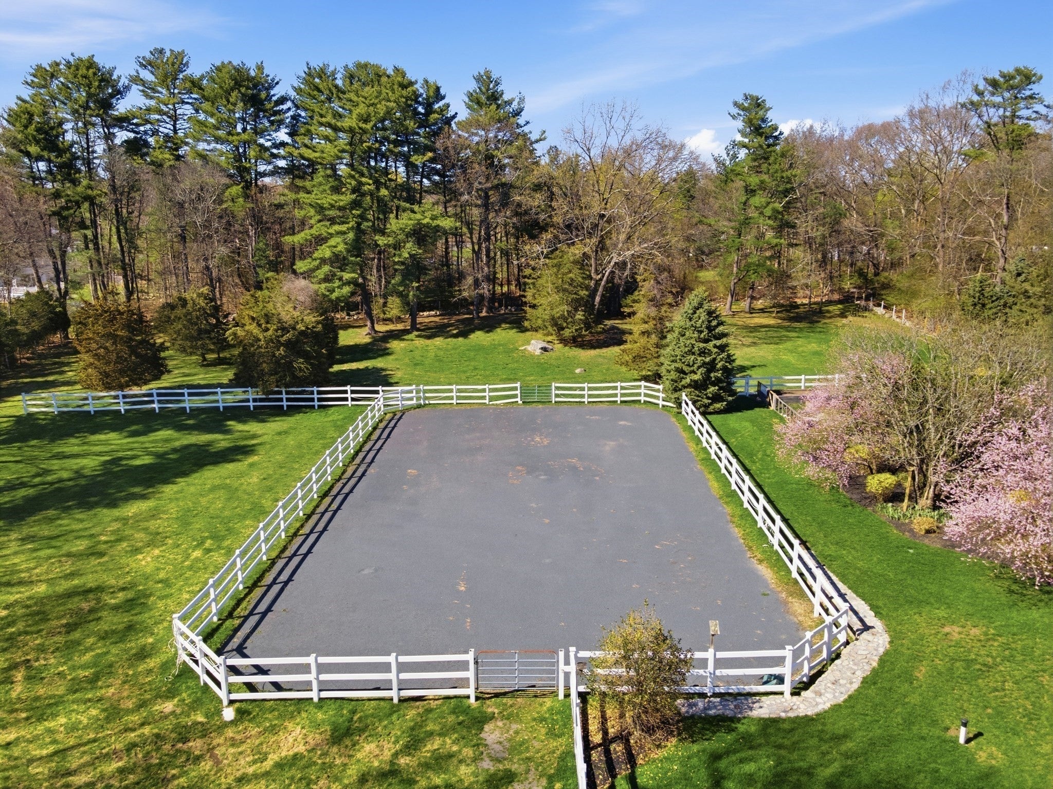 12 Beatty Ln.