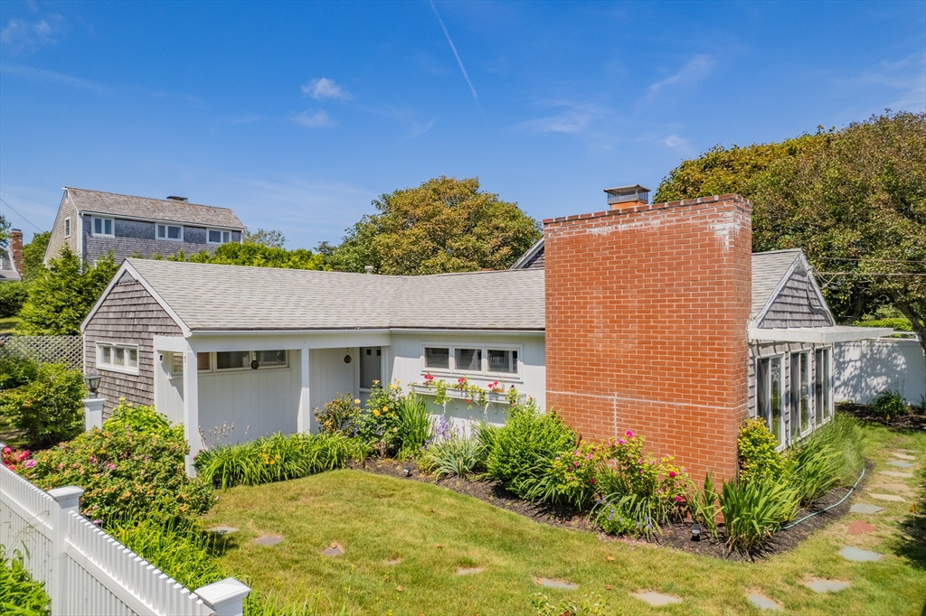5 Highland Lane