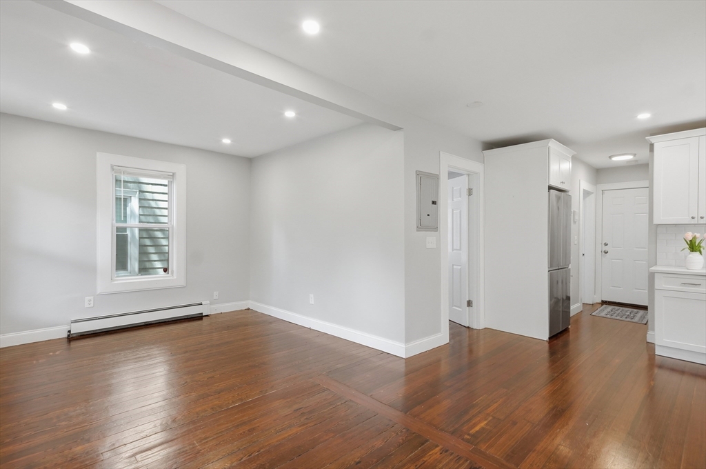 91 Burrell Street 1