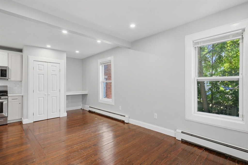 91 Burrell Street 1