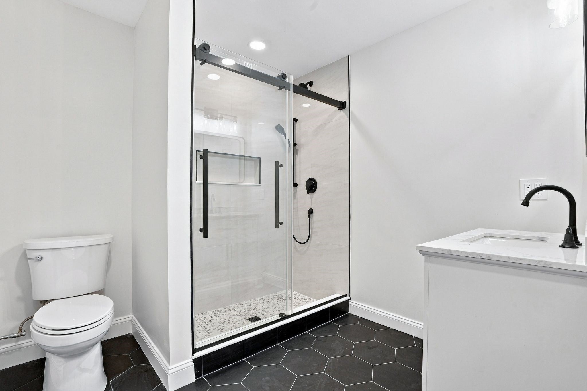 2120 Water St #2, Dighton, MA, 2120 Water St #2, Dighton, MA Photo #11