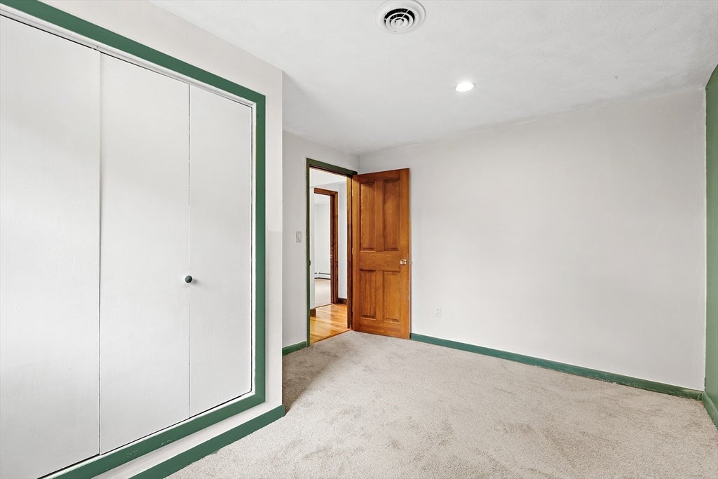6 Hovey Ave, Natick, MA Photo #24