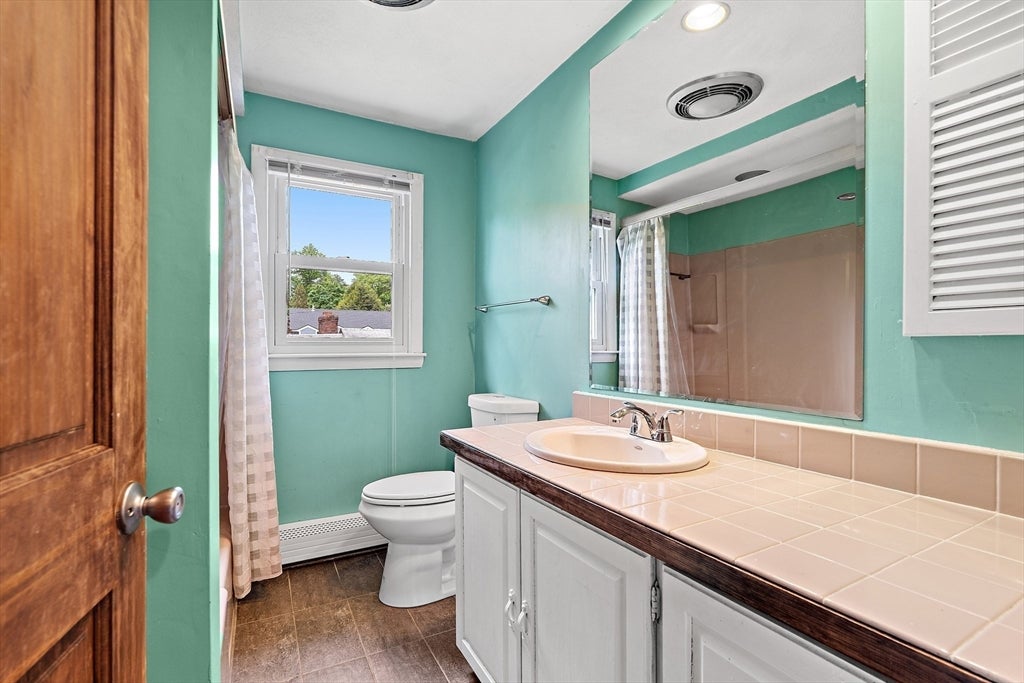 6 Hovey Ave, Natick, MA Photo #25