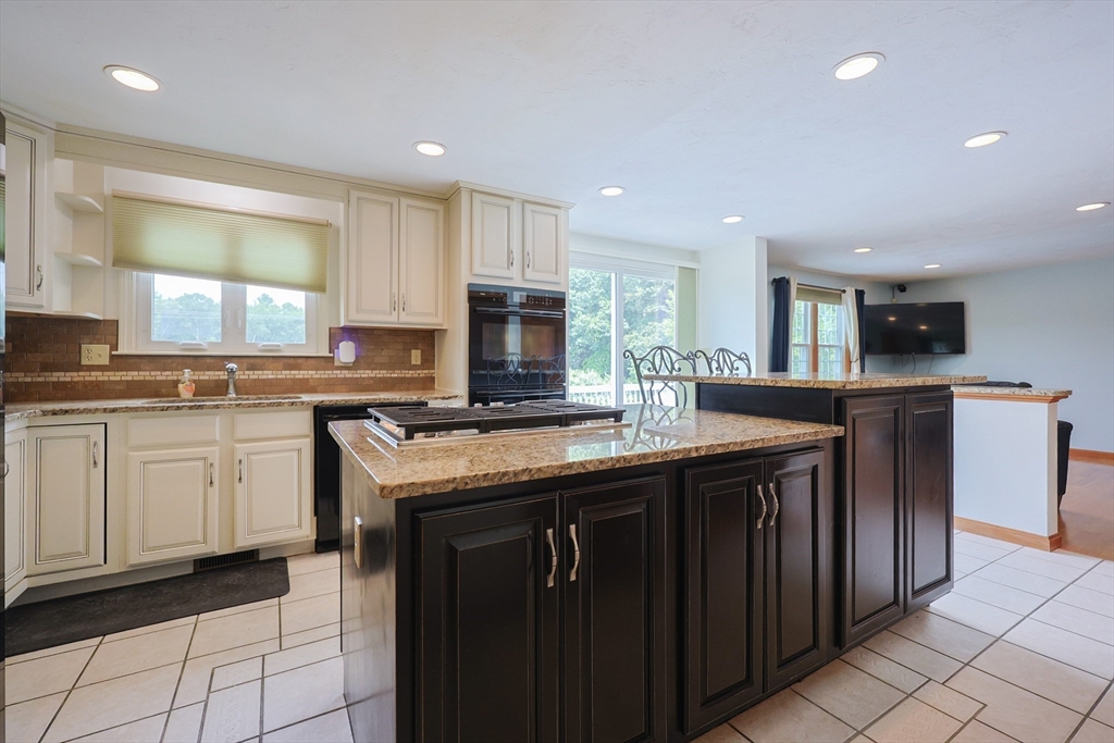 110 Cobblestone Lane