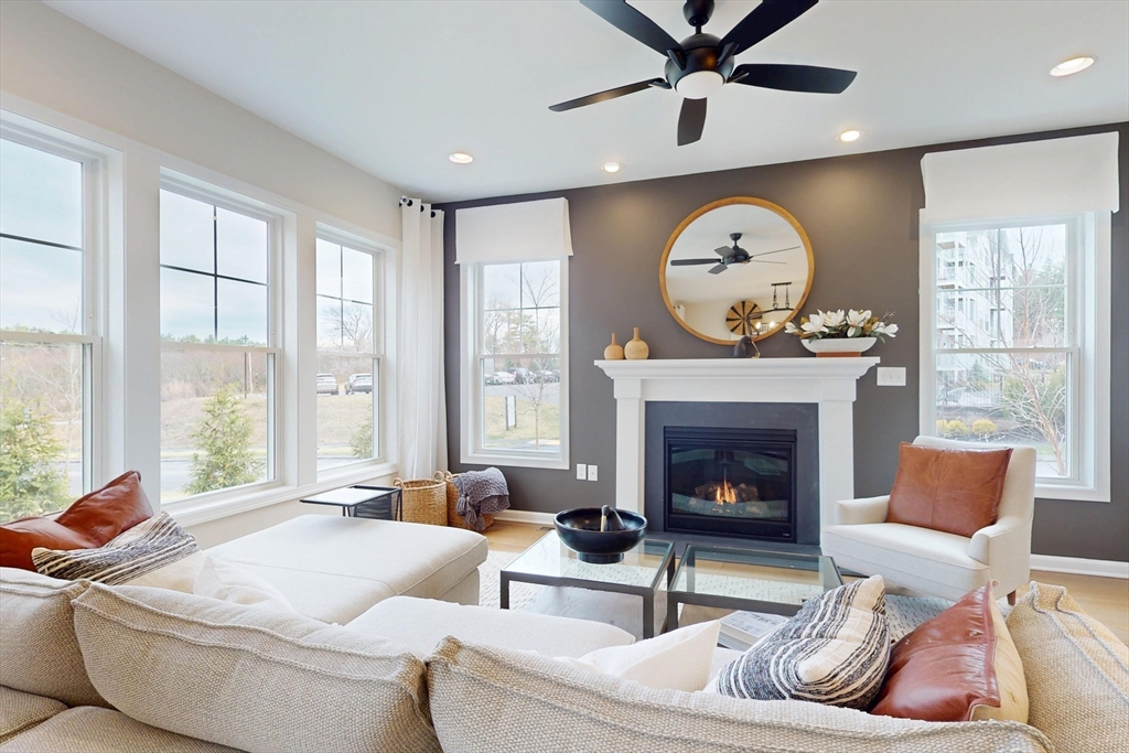 Sudbury, Massachusetts 01776, United States, 3 Bedrooms Bedrooms, ,3 BathroomsBathrooms,Residential,Active,117215