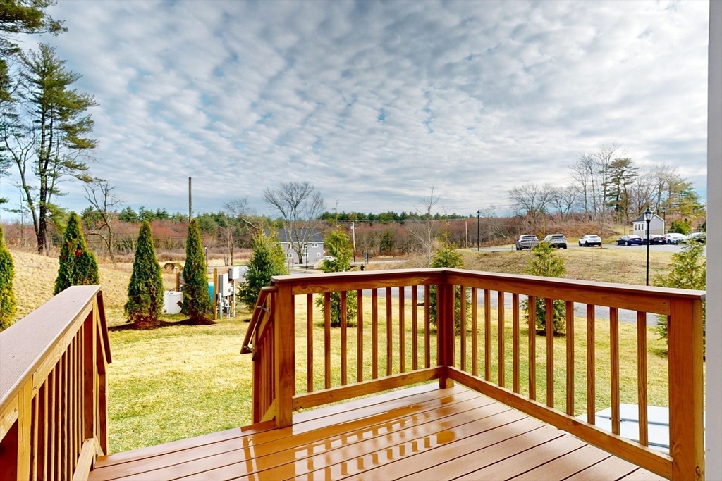 Sudbury, Massachusetts 01776, United States, 3 Bedrooms Bedrooms, ,3 BathroomsBathrooms,Residential,Active,117215