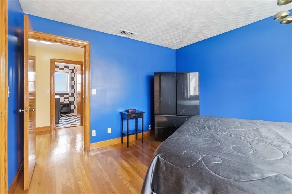 63 Taft St, Revere, MA Photo #17