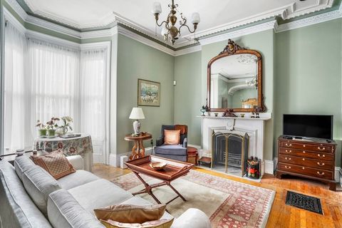 Photo of 108 Pembroke St, Boston, MA 02118 (MLS # 73510869)
