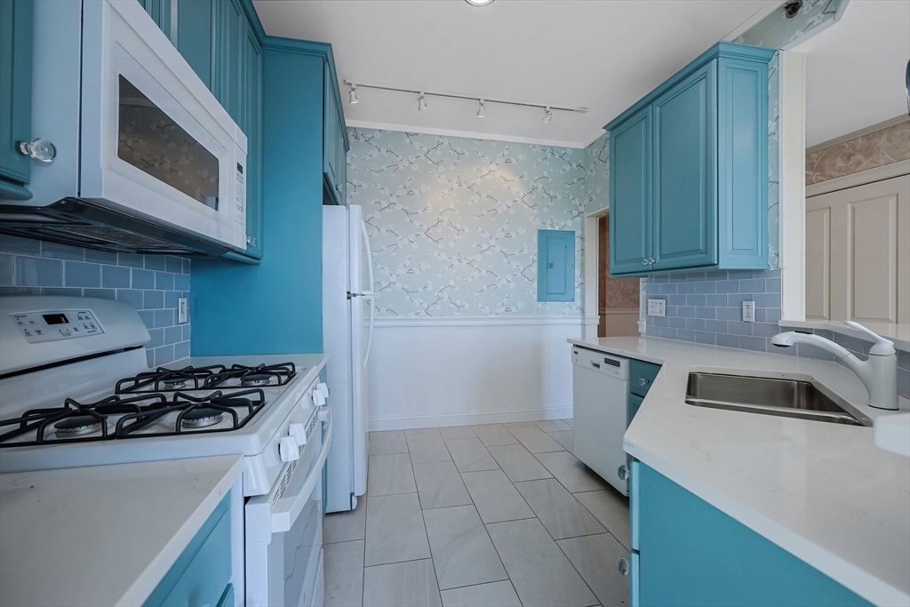 71 Starboard Drive 440
