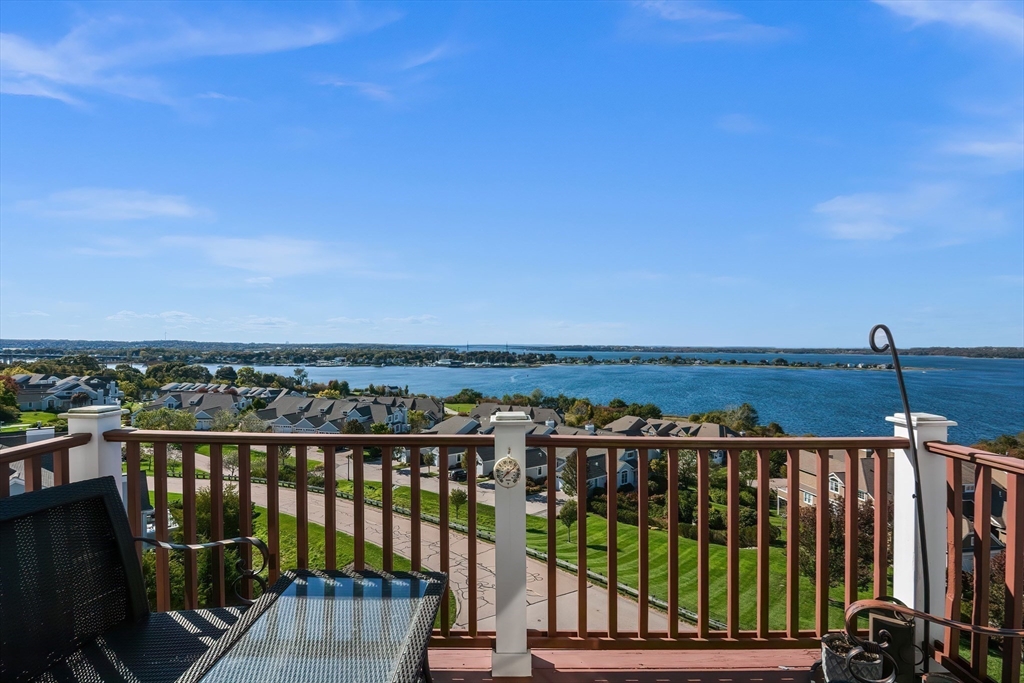 Tiverton, Rhode Island 02878, United States, 1 Bedroom Bedrooms, ,2 BathroomsBathrooms,Residential,Active,107585