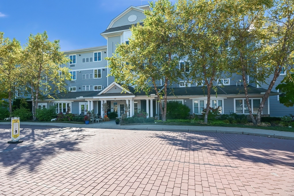 71 Starboard Drive 440