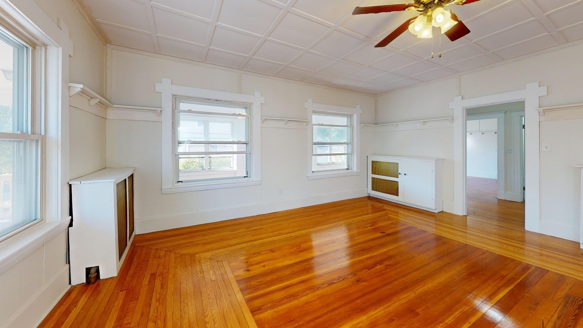 81 Bellevue Ave, Winthrop, MA Photo #2