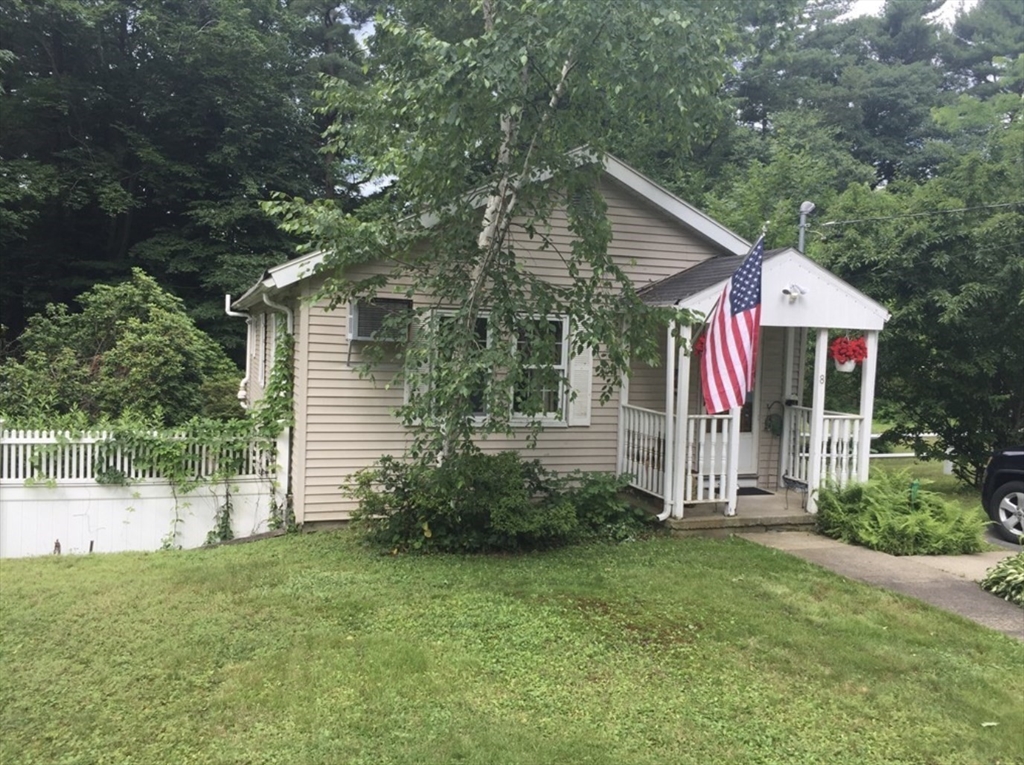 8 Castle Rd