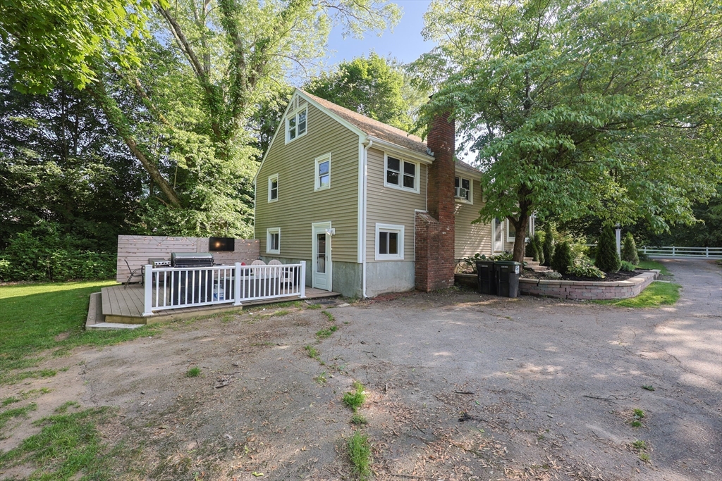161 N Worcester St