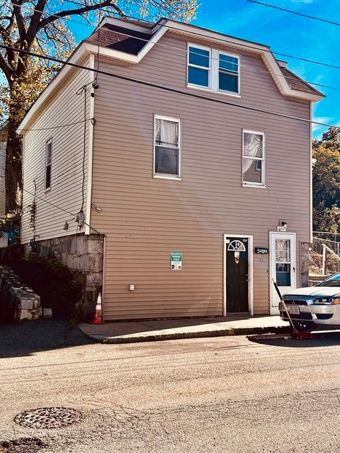 100 Lane St Lowell MA 01851