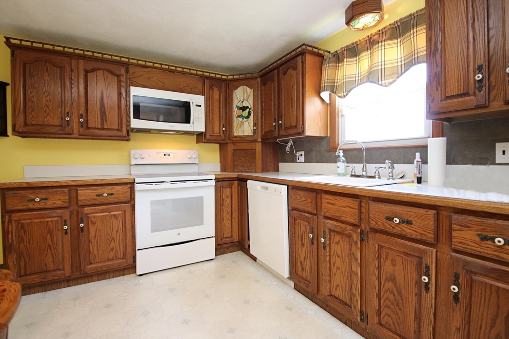 86 Farrell Road, Lynn, MA Photo #6