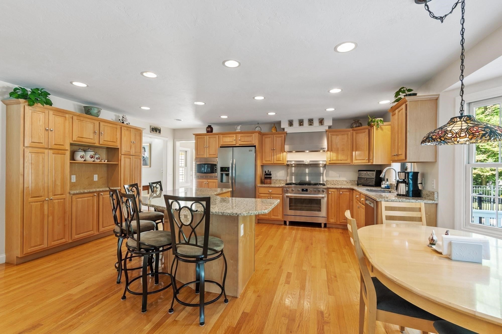 4 Samuels Ln, Sterling, MA Photo #7