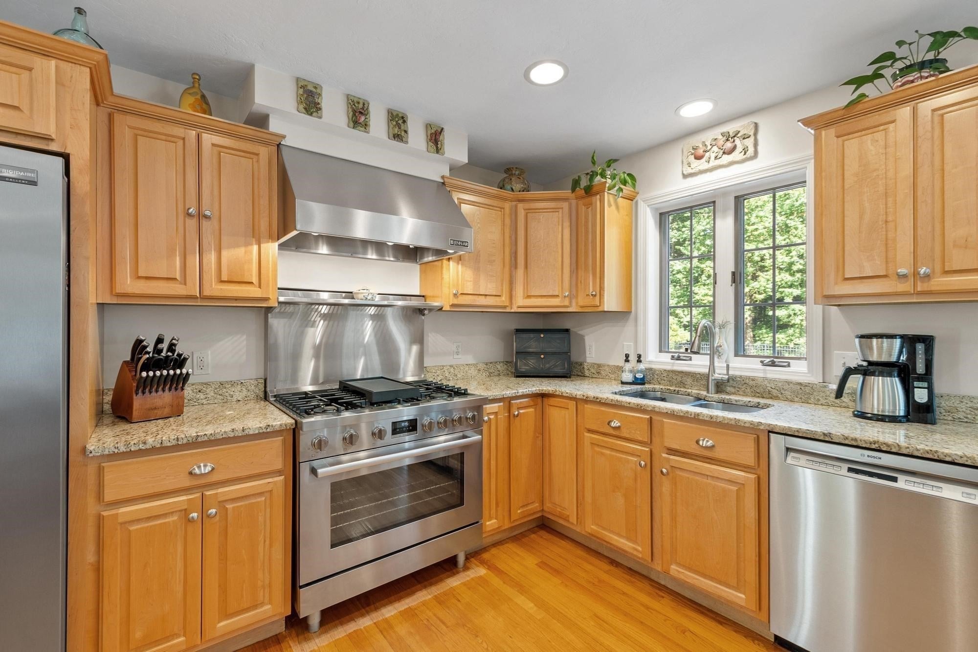 4 Samuels Ln, Sterling, MA Photo #5