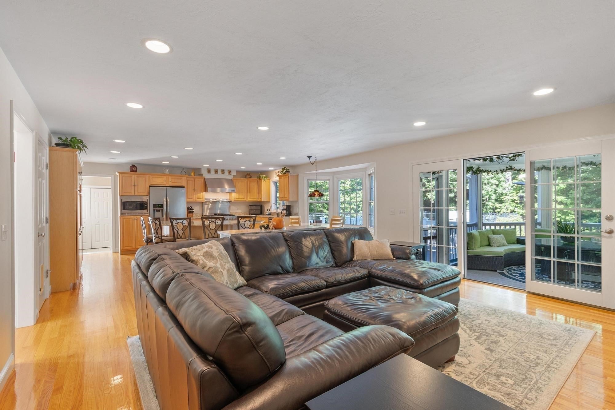 4 Samuels Ln, Sterling, MA Photo #11