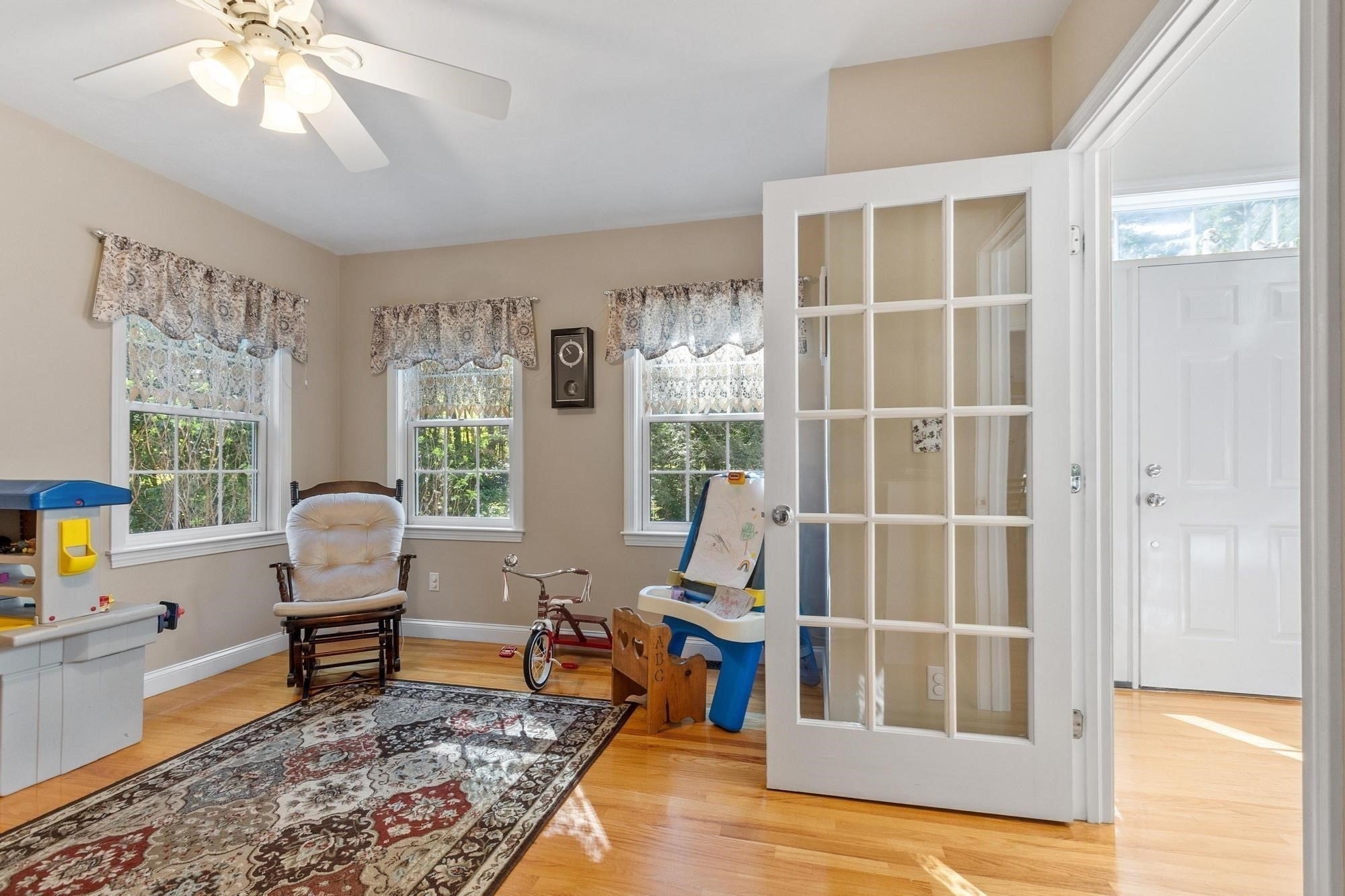 4 Samuels Ln, Sterling, MA Photo #15