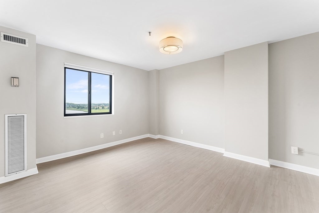 510 Revere Beach Boulevard #1008, Revere, MA Photo #13