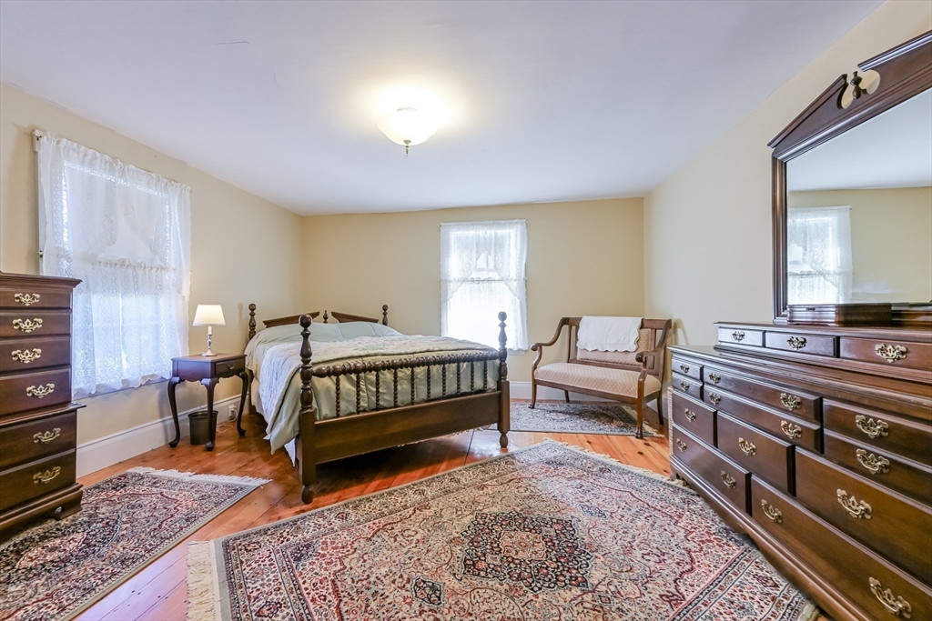 Pepperell, Massachusetts 01463, United States, 4 Bedrooms Bedrooms, ,2 BathroomsBathrooms,Residential,Pending,216693