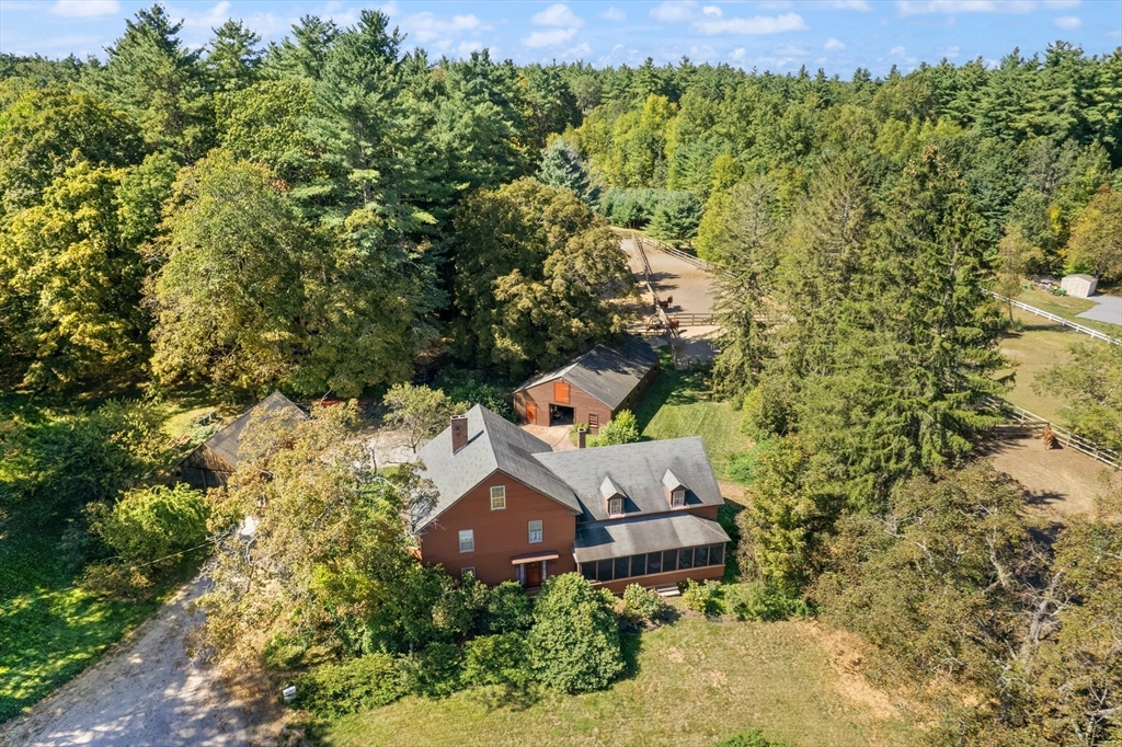 Pepperell, Massachusetts 01463, United States, 4 Bedrooms Bedrooms, ,2 BathroomsBathrooms,Residential,Pending,216693