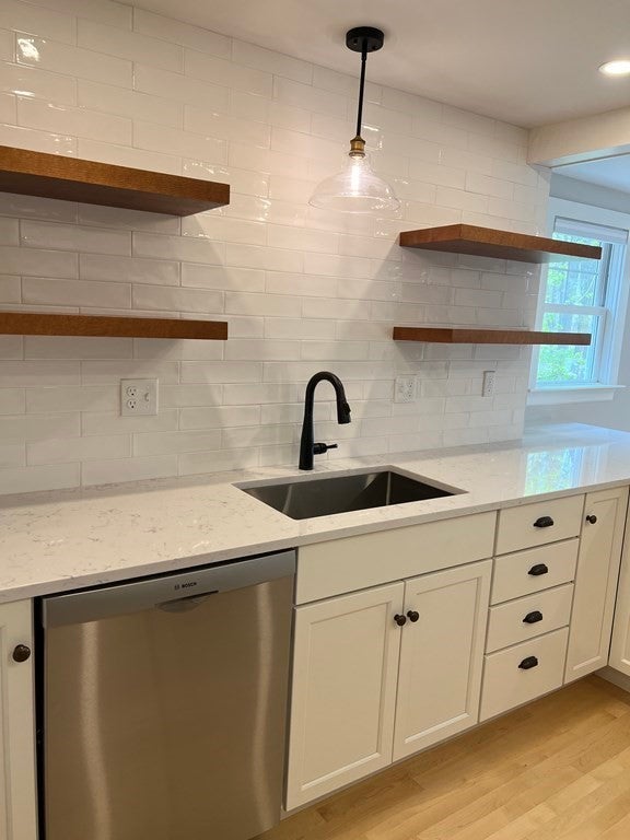 41 Village Road, Weymouth, MA, 41 Village Road, Weymouth, MA Photo #7