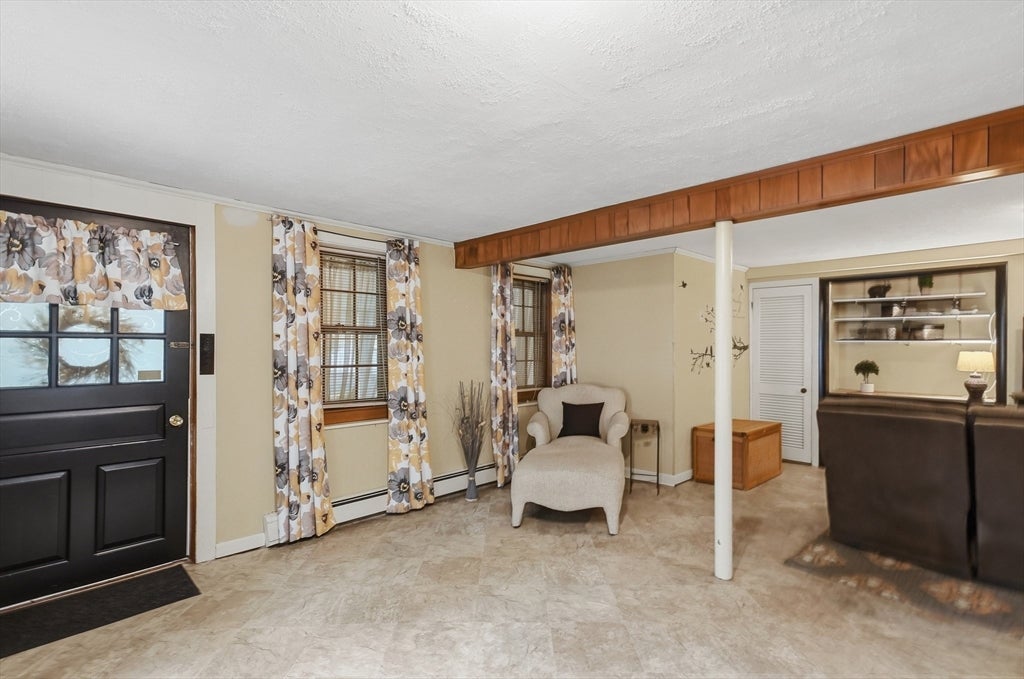 21 Oakwood Ave, Saugus, MA, 21 Oakwood Ave, Saugus, MA Photo #28