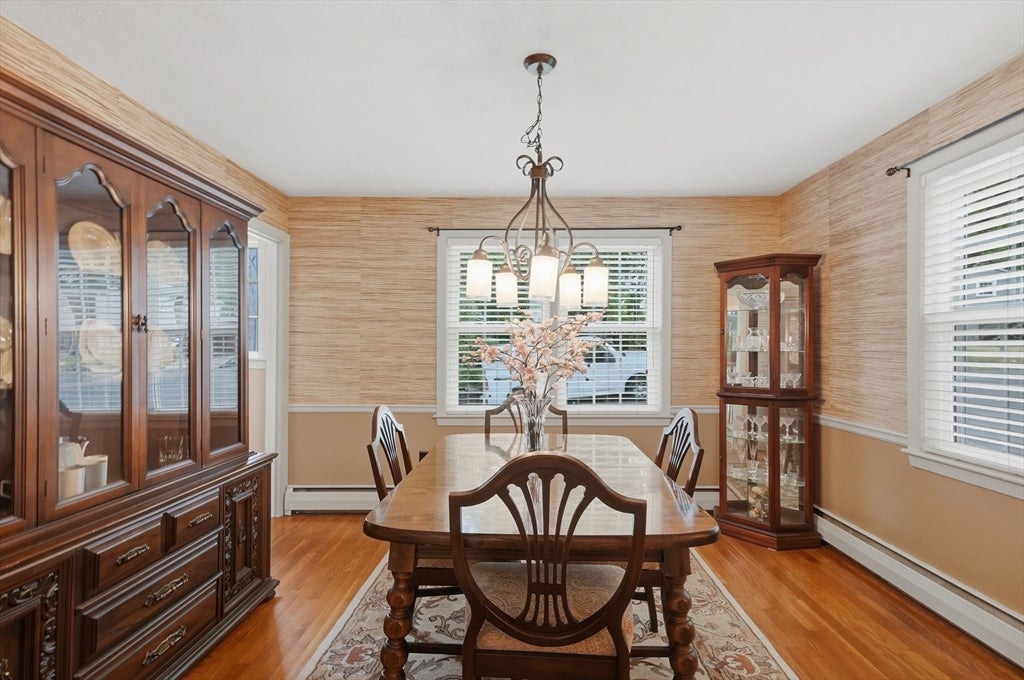 21 Oakwood Ave, Saugus, MA, 21 Oakwood Ave, Saugus, MA Photo #8