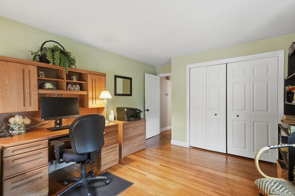 21 Oakwood Ave, Saugus, MA, 21 Oakwood Ave, Saugus, MA Photo #12