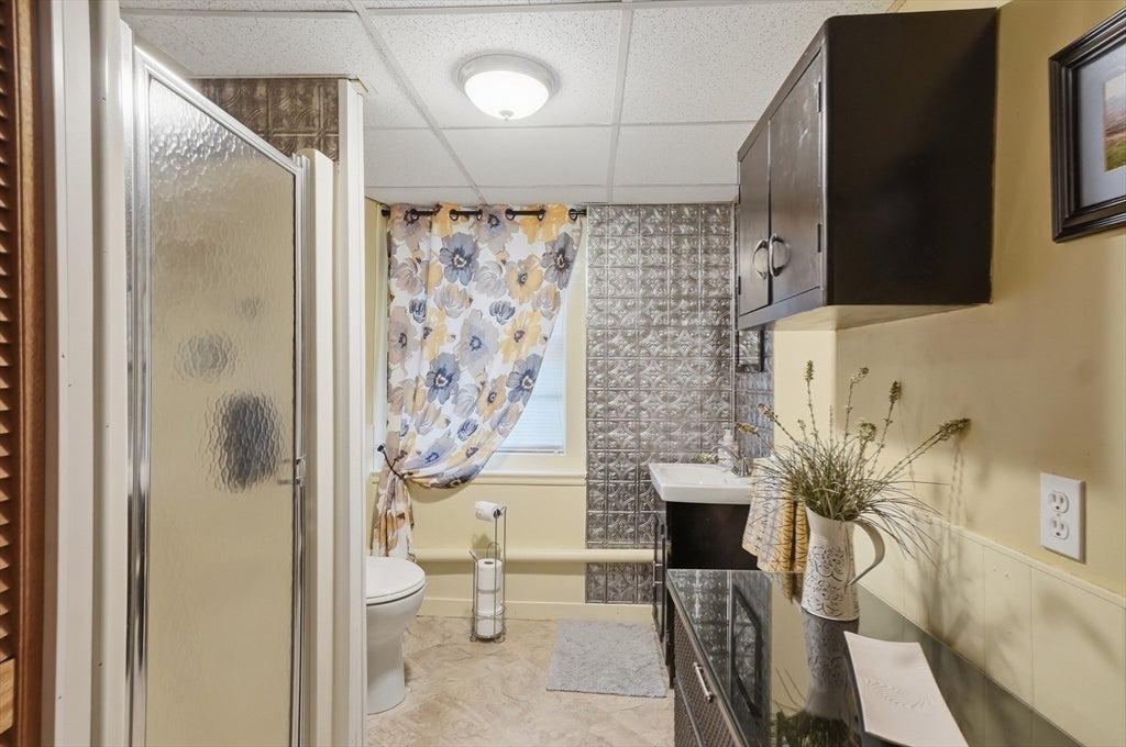 21 Oakwood Ave, Saugus, MA, 21 Oakwood Ave, Saugus, MA Photo #30