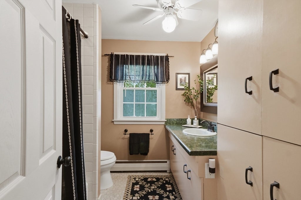 21 Oakwood Ave, Saugus, MA, 21 Oakwood Ave, Saugus, MA Photo #15