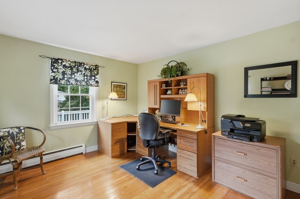 21 Oakwood Ave, Saugus, MA, 21 Oakwood Ave, Saugus, MA Photo #13