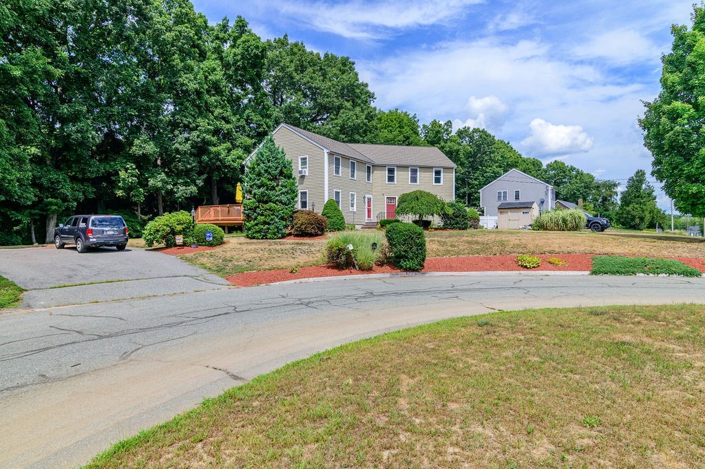 45 Edge Hill Dr 45