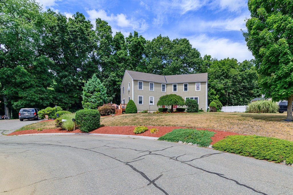 45 Edge Hill Dr 45