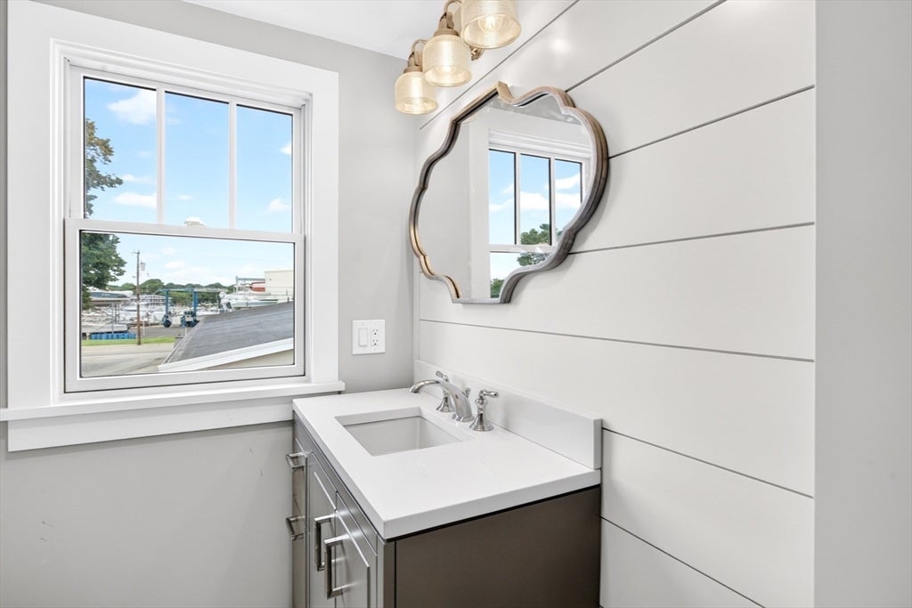 10 Vesper Ave, Falmouth, MA Photo #22